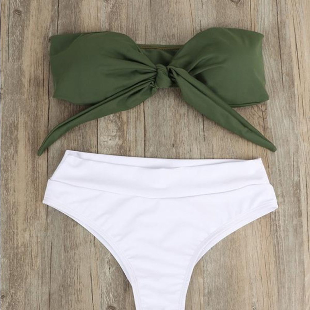 Bathing suit top